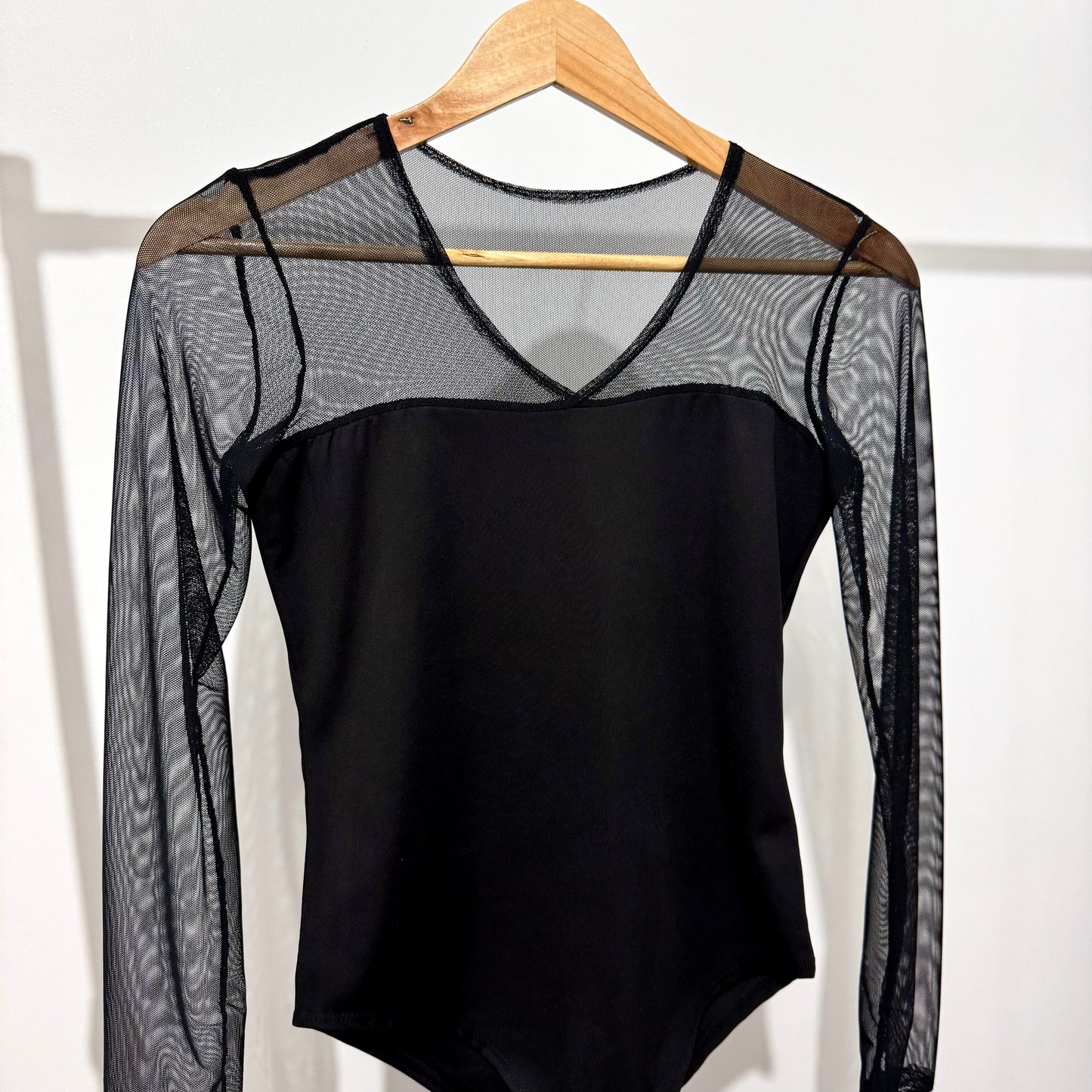 Body manches en tulle col V