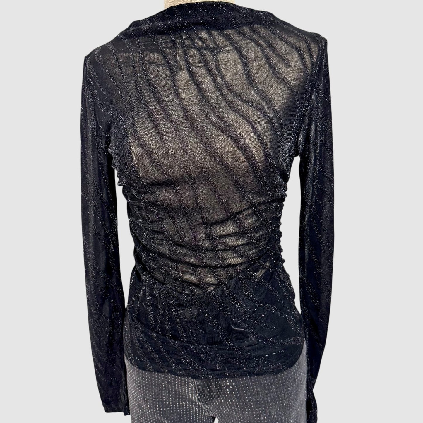 Top mesh zébré à fils métallisés – Col montant